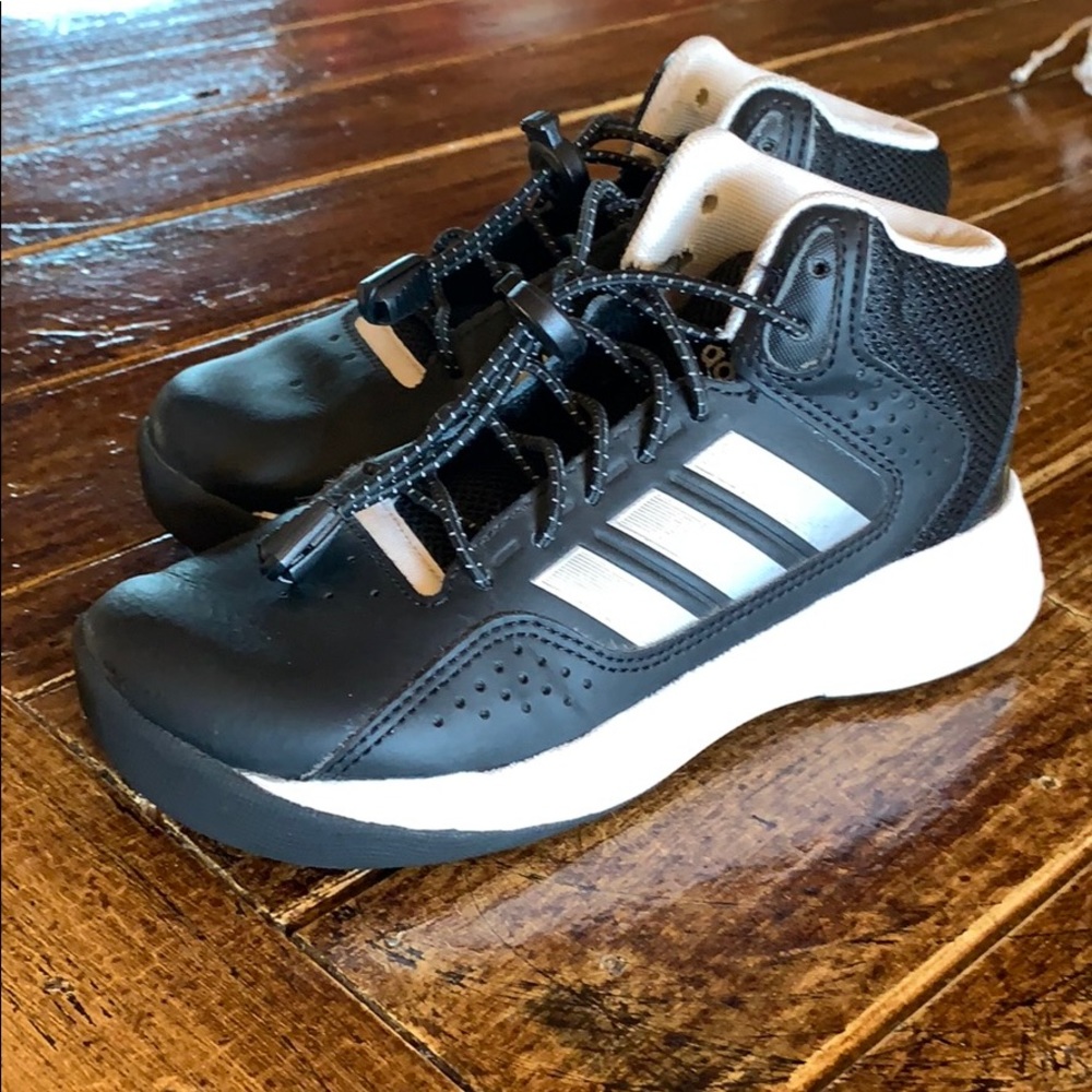 Kids Adidas basketball shoes size 13 K